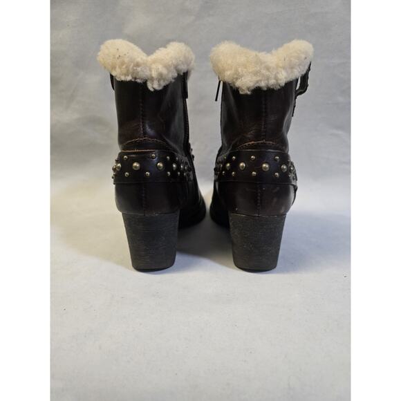 Born Ankle Harness Boots Womens Sz 6 Brown Sheep Shearling Lined Leather Studded - Picture 4 of 8